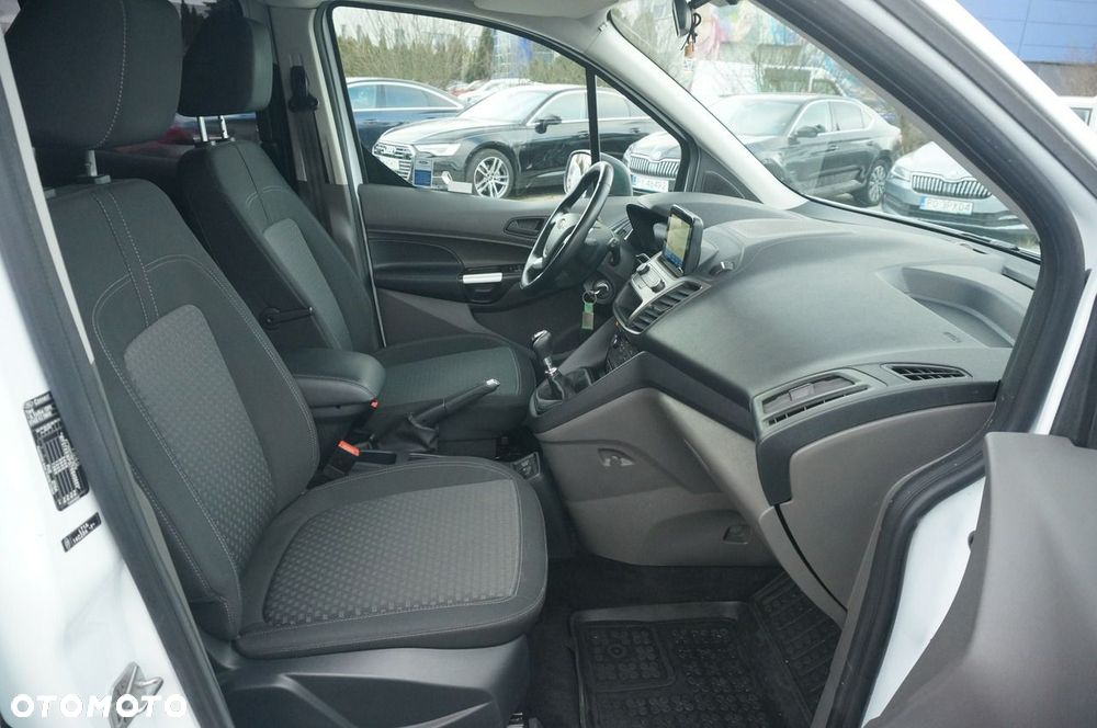 Ford Transit Connect - 27