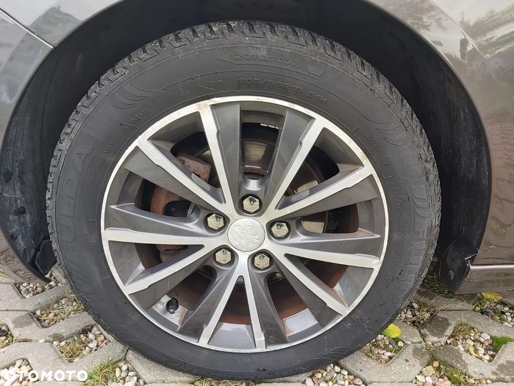 Peugeot 308 1.6 e-HDi Allure S&S - 36