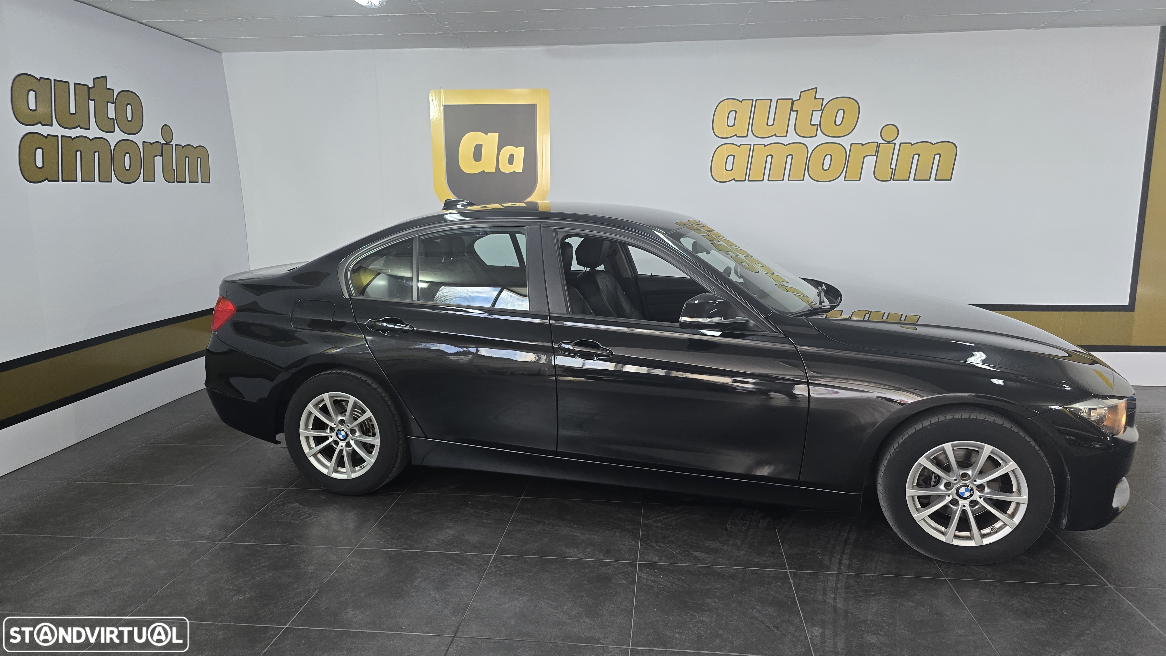 BMW 318 d Auto Exclusive - 7
