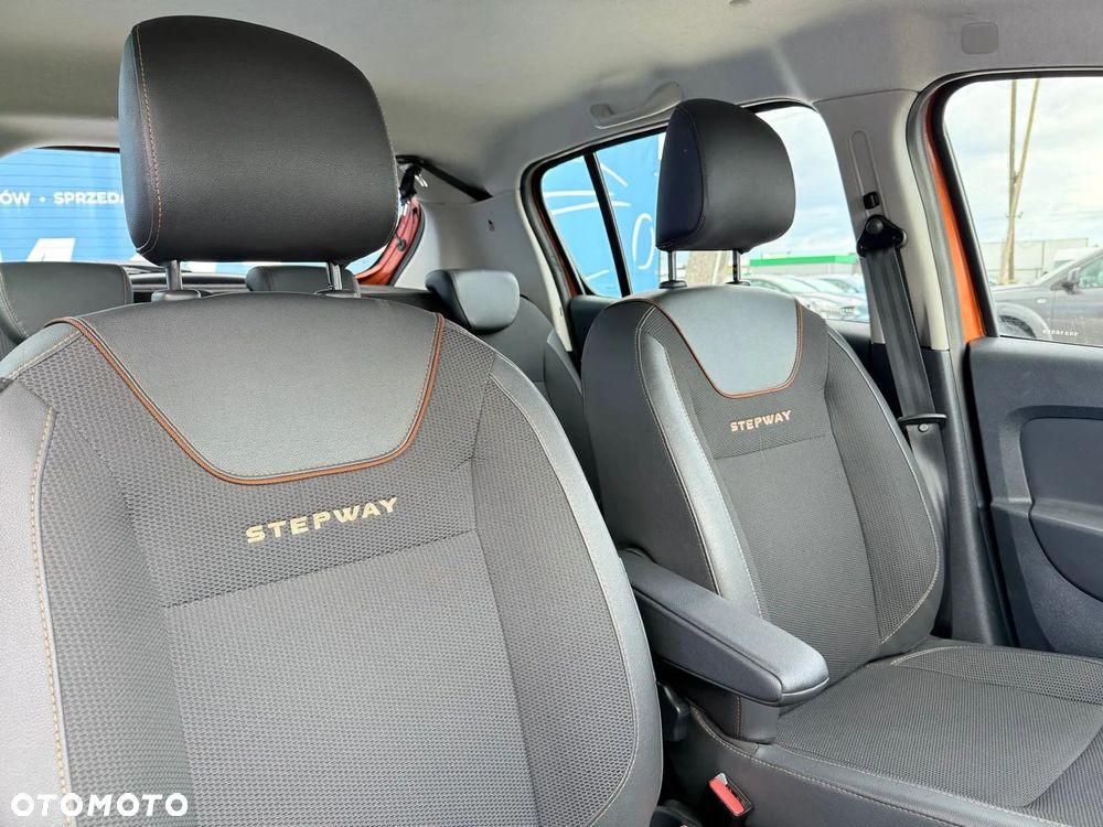 Dacia Sandero Stepway TCe 90 (S&S) Celebration - 17