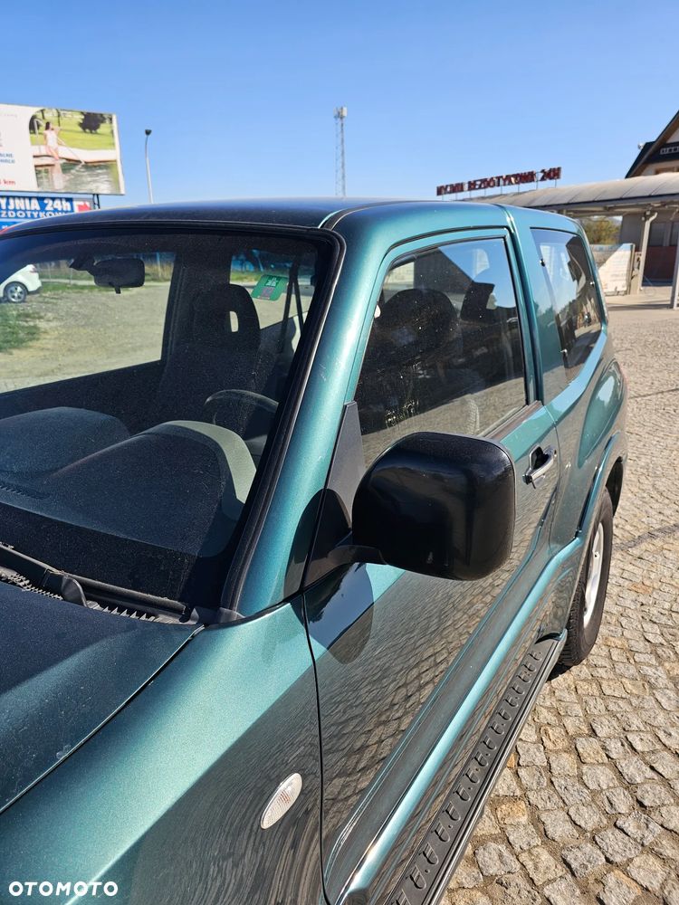 Mitsubishi Pajero - 9