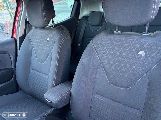 Renault Clio 0.9 TCe Limited - 15