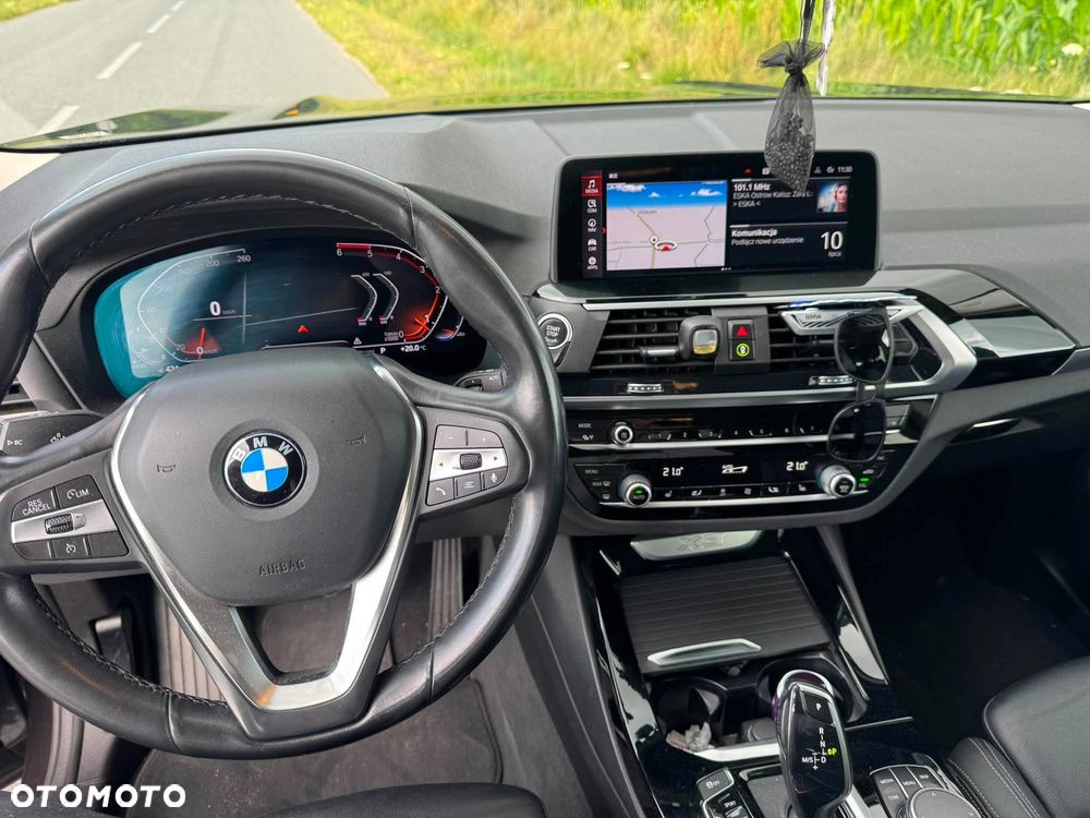 BMW X3 xDrive20d - 14