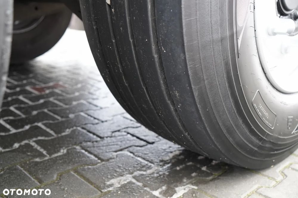 Krone CHŁODNIA / THERMO KING SLX 300 /  KOSZ NA PALETY / SAF - 24