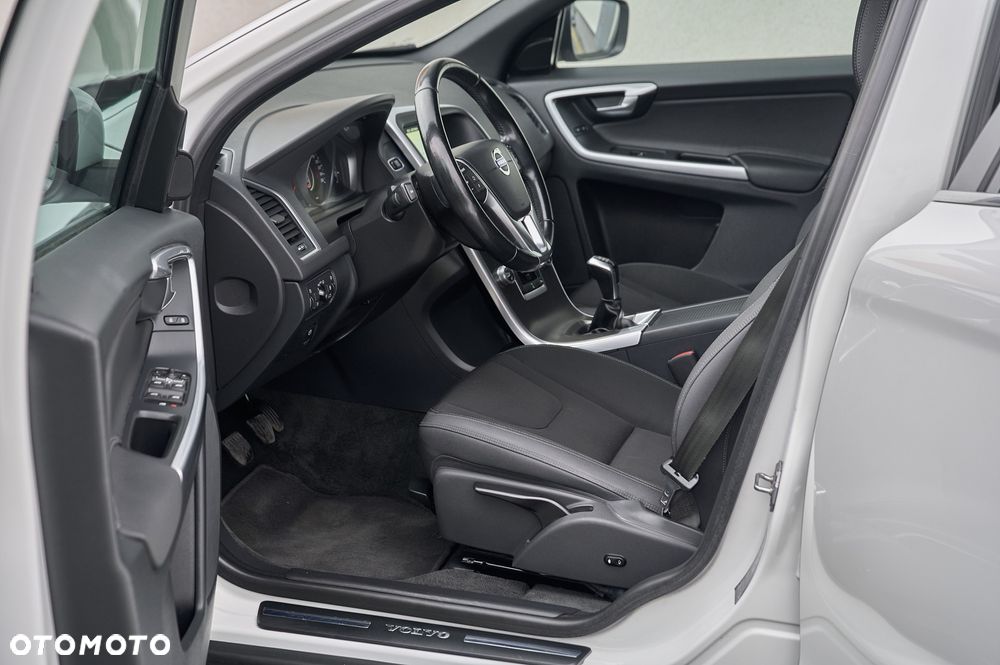 Volvo XC 60 D4 Summum - 18