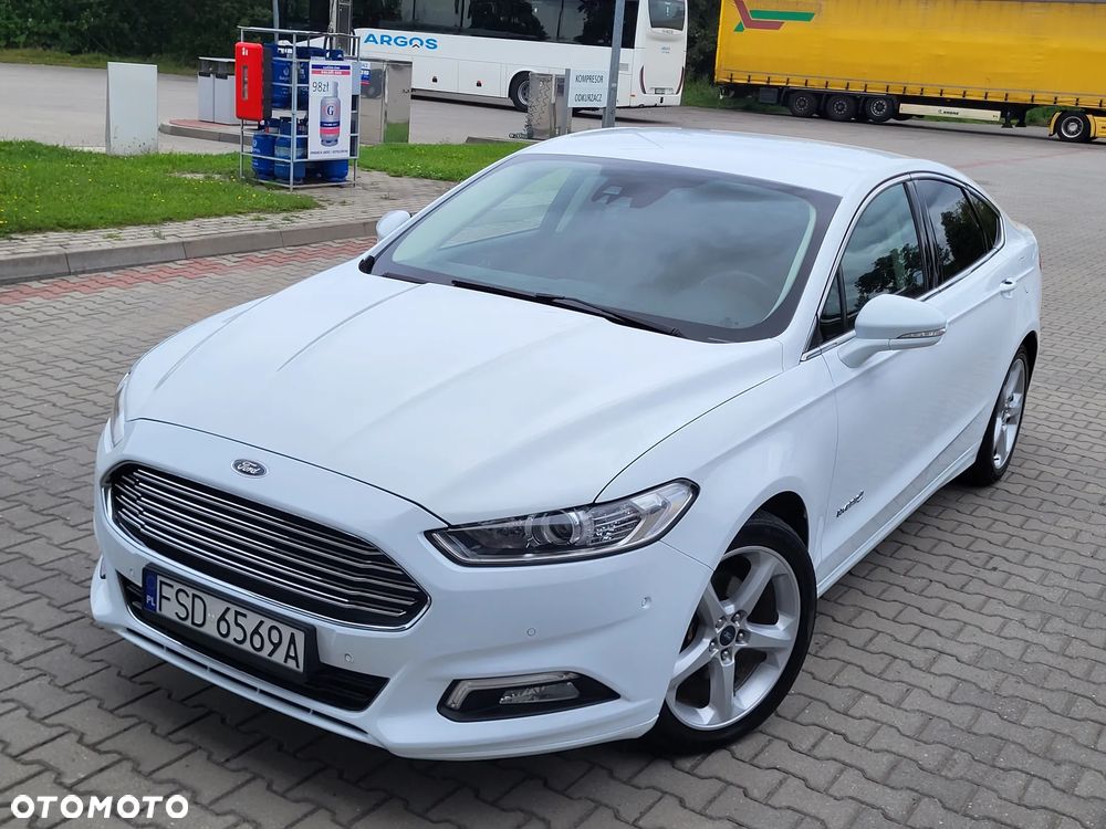 Ford Mondeo 2.0 Hybrid Titanium GPF - 38