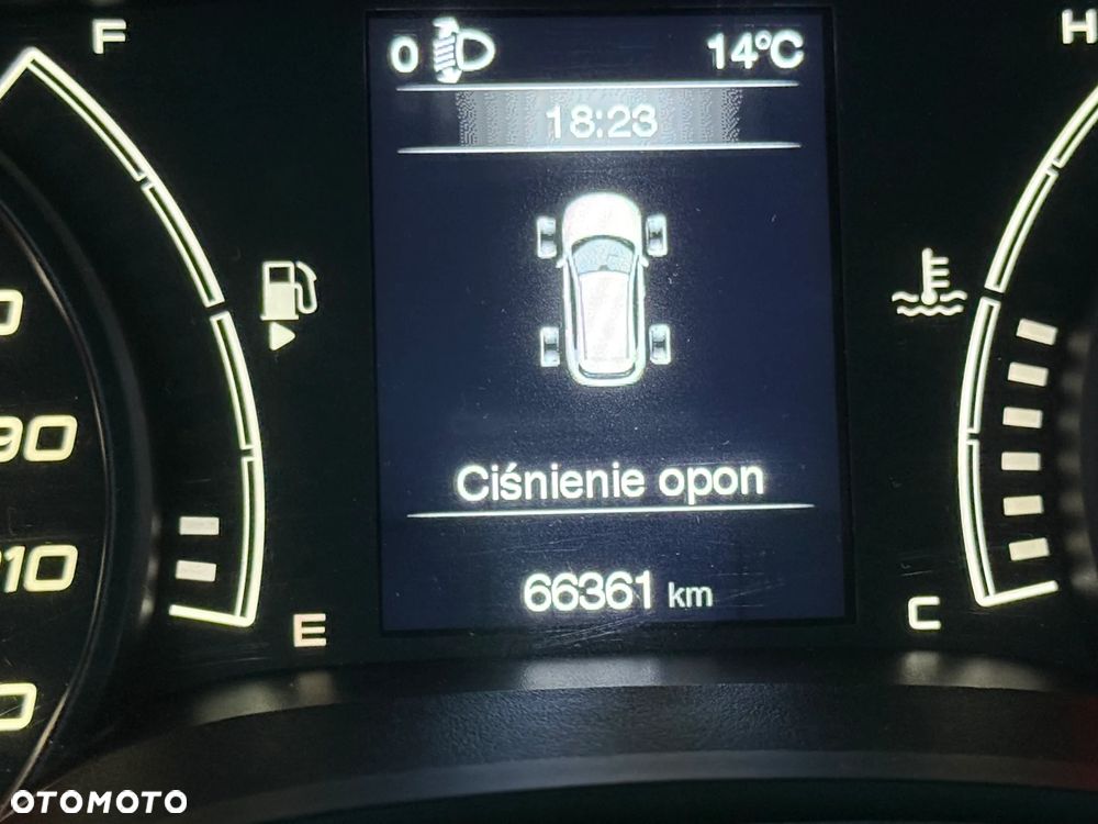 Fiat Tipo 1.4 T-Jet 16v Lounge EU6d - 40