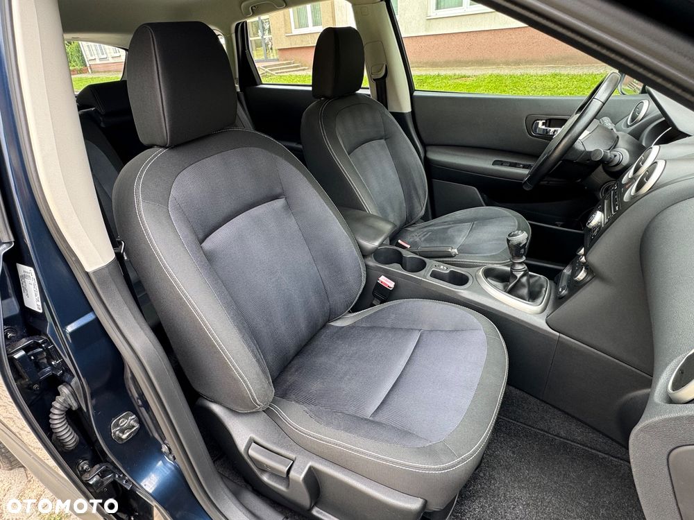Nissan Qashqai 2.0 dCi DPF tekna - 25