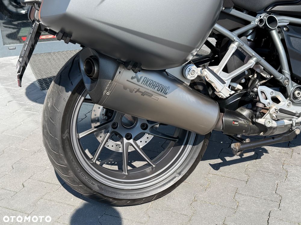 BMW R - 6