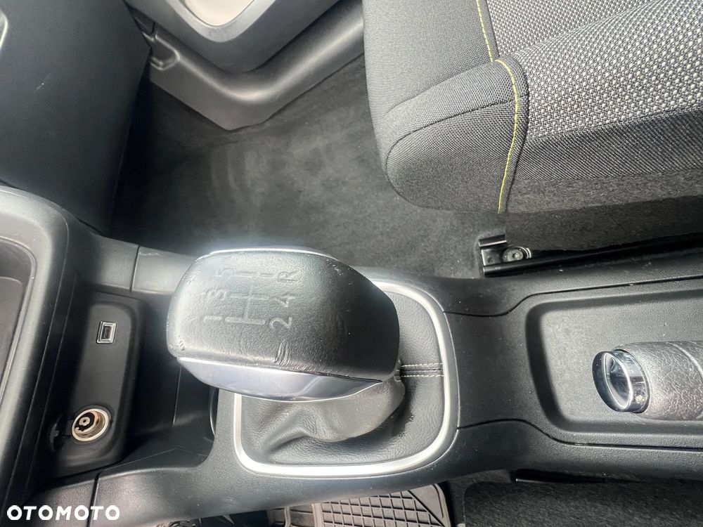 Citroën C3 1.2 PureTech Shine - 20
