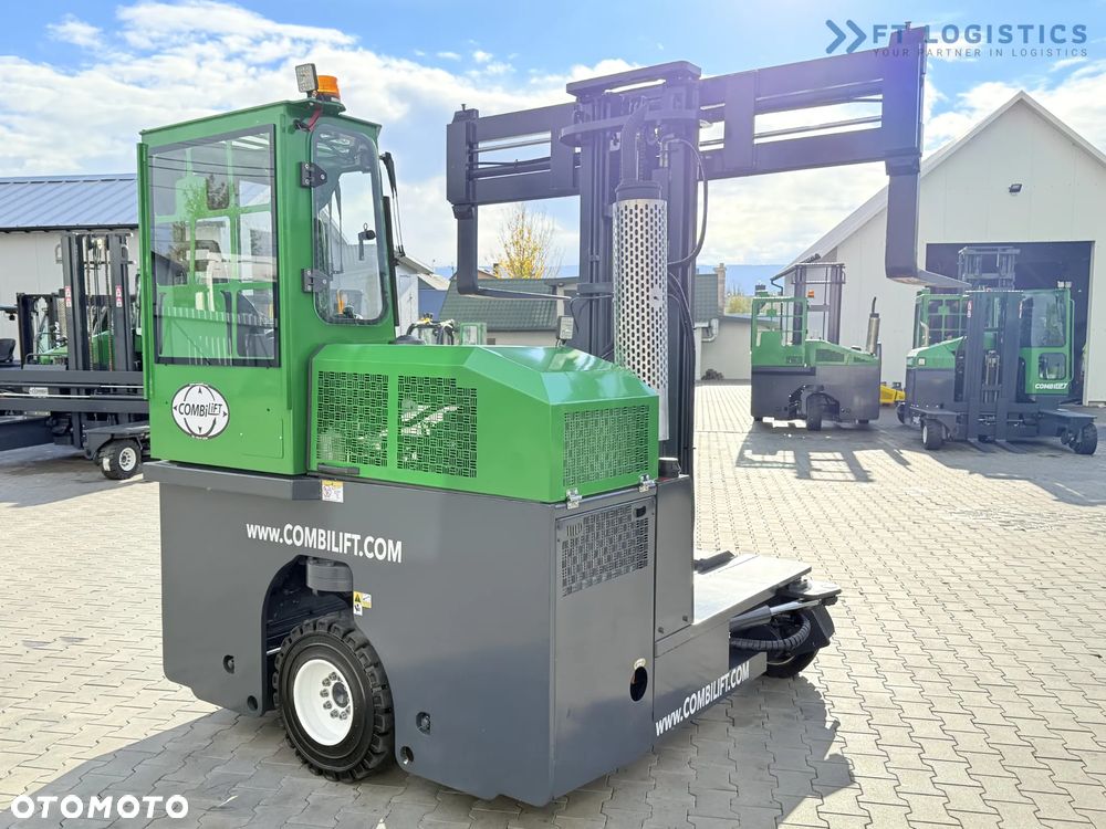 Combilift WÓZEK CZTEROKIERUNKOWY - WIELOKIERUNKOWY / C3000 / DIESEL / DUPLEX 4200MM / WOLNY SKOK / SZEROKI POZYCJONER WIDEŁ / PEŁNA KABINA / STAN IDEALNY / Szeroka oferta wózków czterokierunkowych i bocznych, dopasowanych do różnorodnych potrzeb i zastosowań - 29