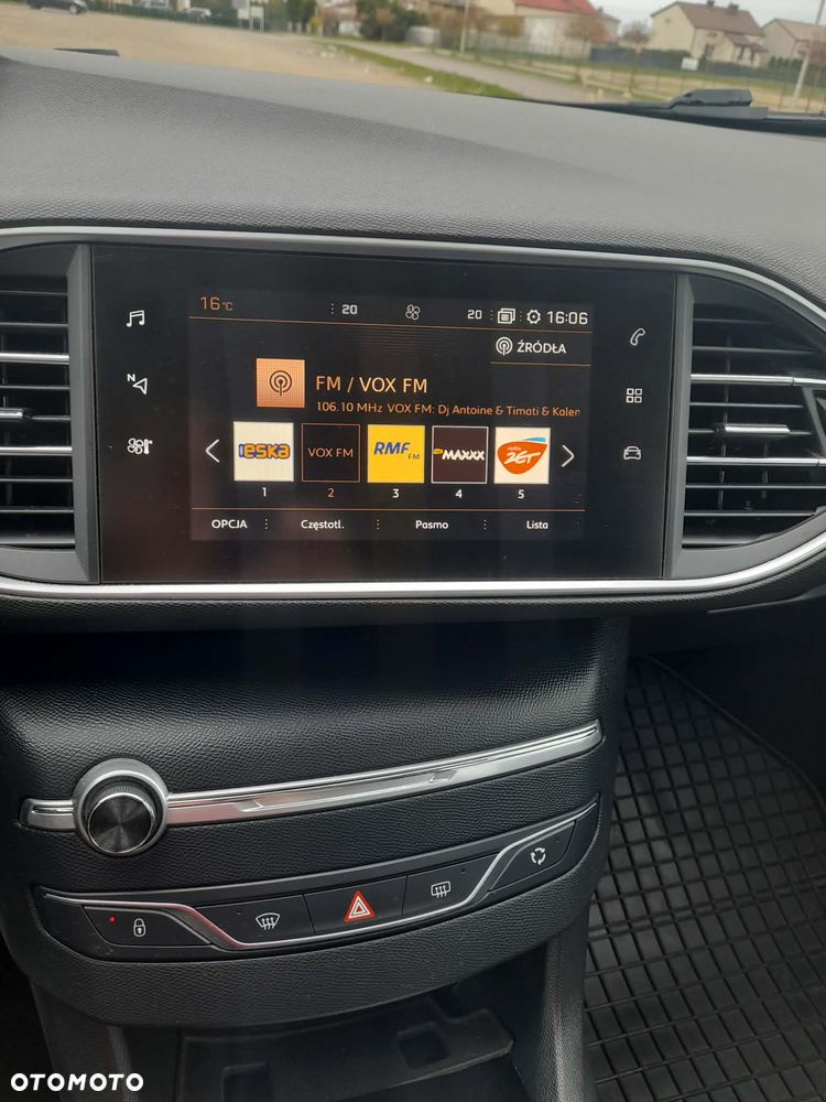 Peugeot 308 1.5 BlueHDi Allure Pack S&S - 9