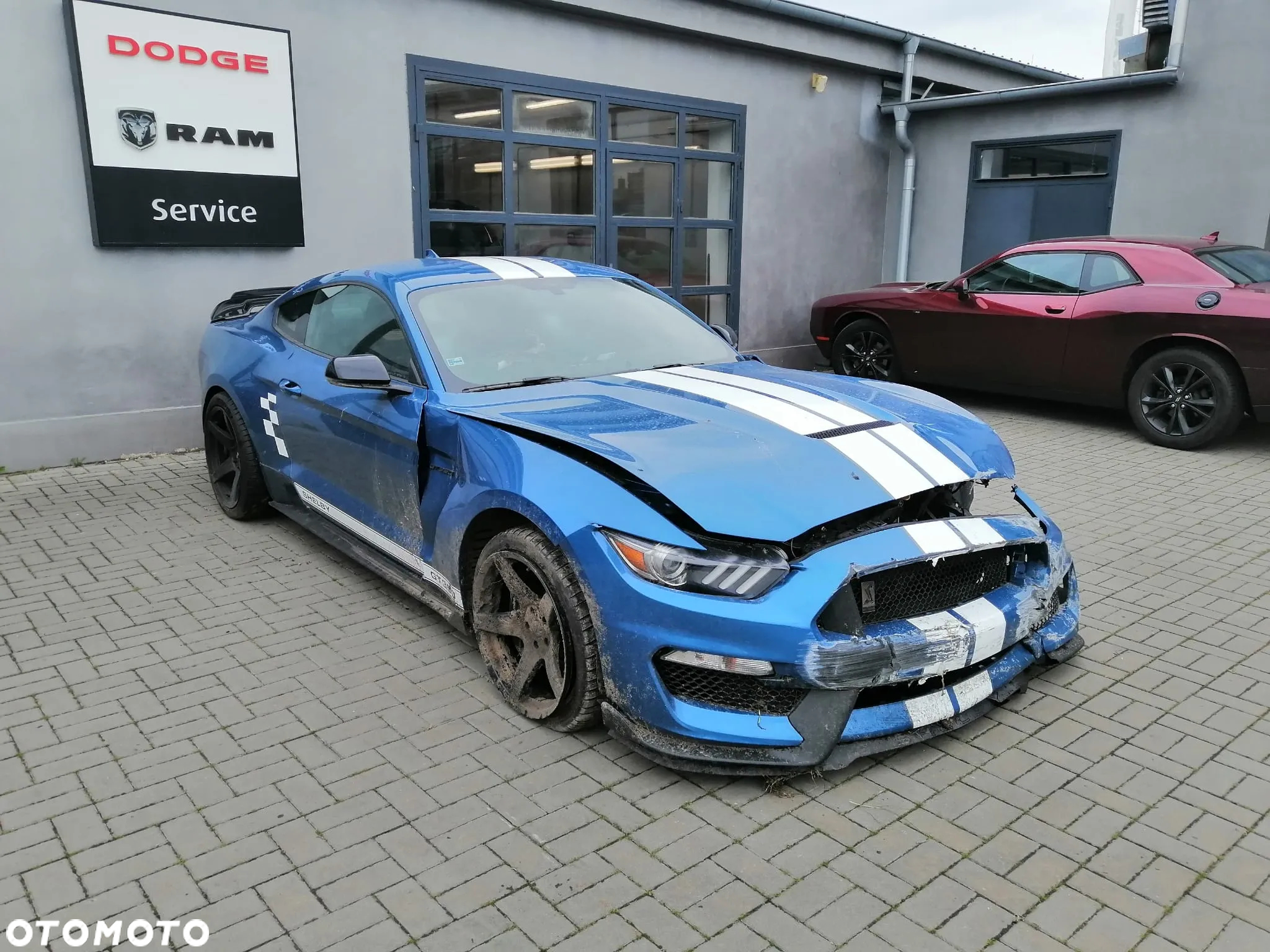 Ford Mustang - 5