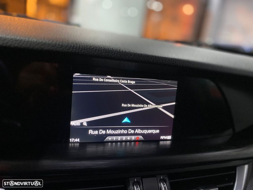 Alfa Romeo Stelvio 2.2 16V AT8-Q4 Executive - 16