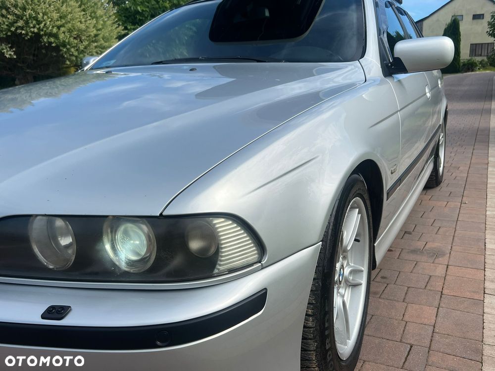 BMW Seria 5 520i Touring Edition Exclusive - 10