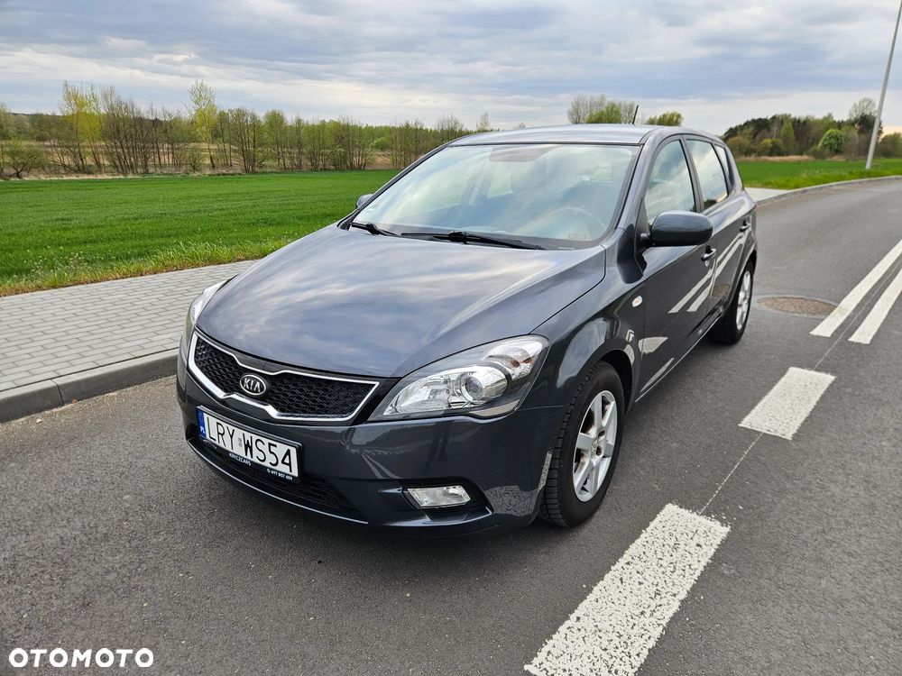 Kia Ceed 1.4 L - 1