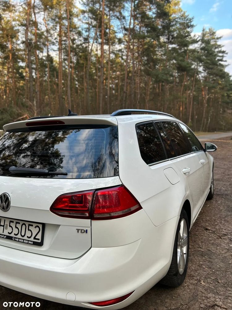 Volkswagen Golf - 6