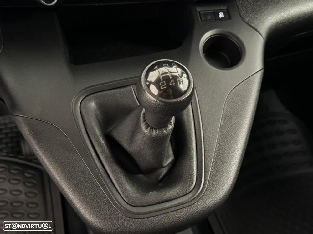 Toyota Proace City - 21