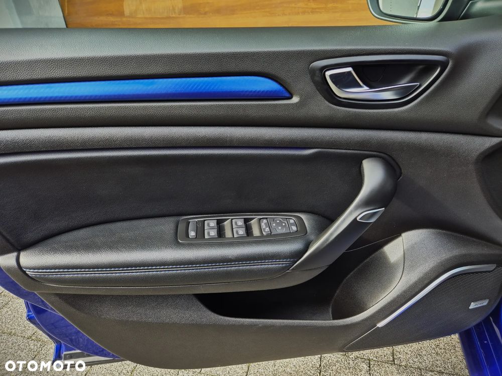 Renault Megane ENERGY TCe 205 EDC GT - 25