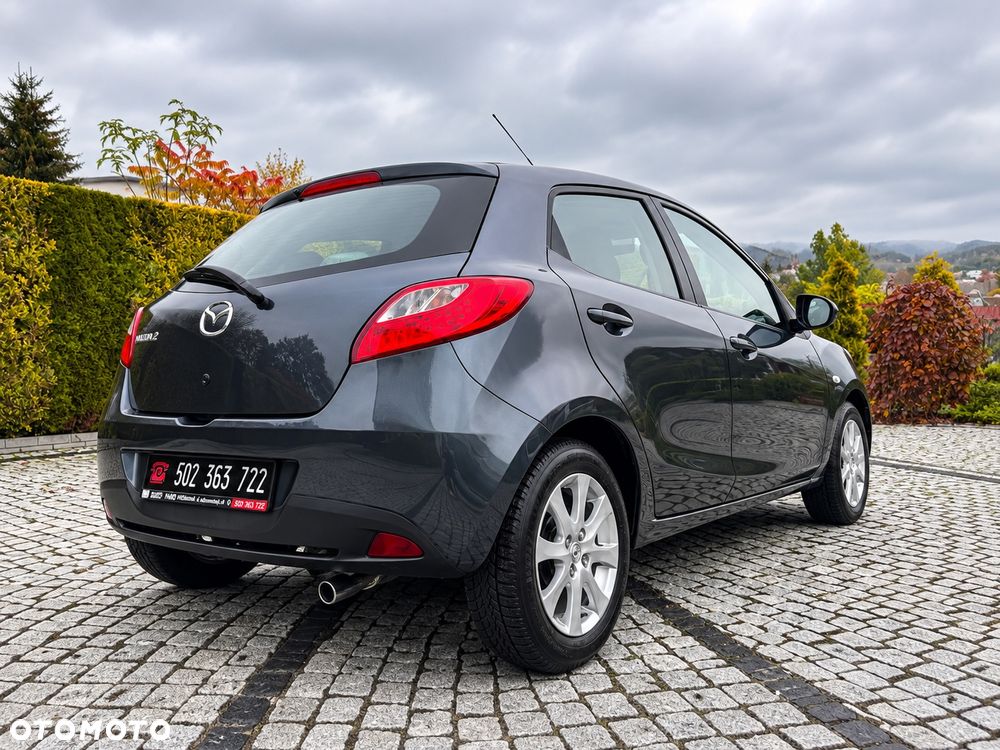 Mazda 2 - 17