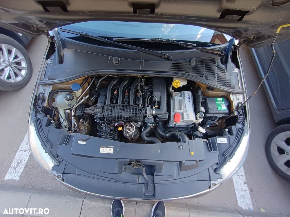 Peugeot 301 1.2 PureTech Active - 10