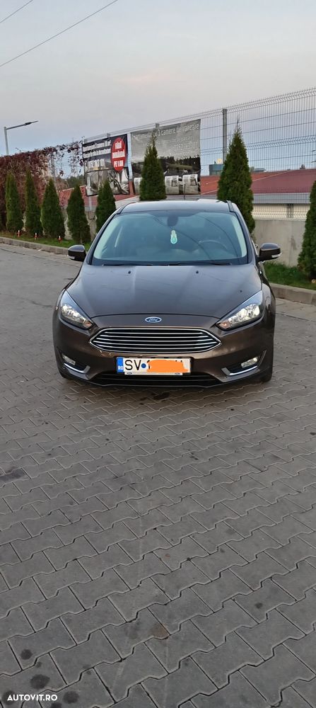 Ford Focus 1.0 EcoBoost Titanium - 6