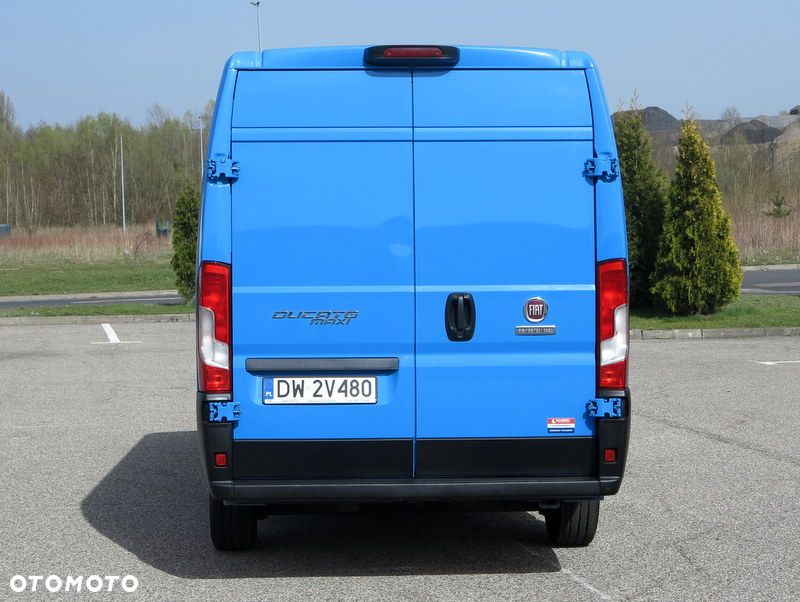 Fiat DUCATO L4H2 MAXI 2,3 180ps, IZOTERMA SZUBERT, LODÓWKA, CHŁODNIA, Salon Polska, tylko 100tyś km!! WEBASTO, koła 16 cali, kamera, Drzwi 270 stopni, Ledy, amortyzowany fotel. - 4