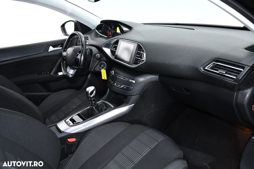 Peugeot 308 PureTech 130 Stop & Start Active - 13