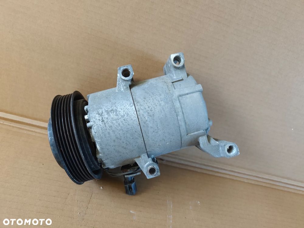 KIA VENGA 1.6 16V 09- ALTERNATOR VALEO 90A 373002B710 - 7