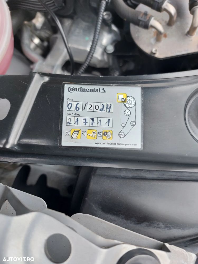 Volkswagen Sharan - 15