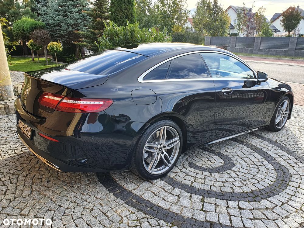 Mercedes-Benz Klasa E 400 Coupe 4-Matic 9G-TRONIC - 4