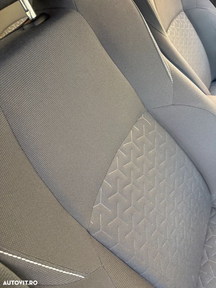Toyota Corolla 2.0 HSD Dynamic interior Negru - 23