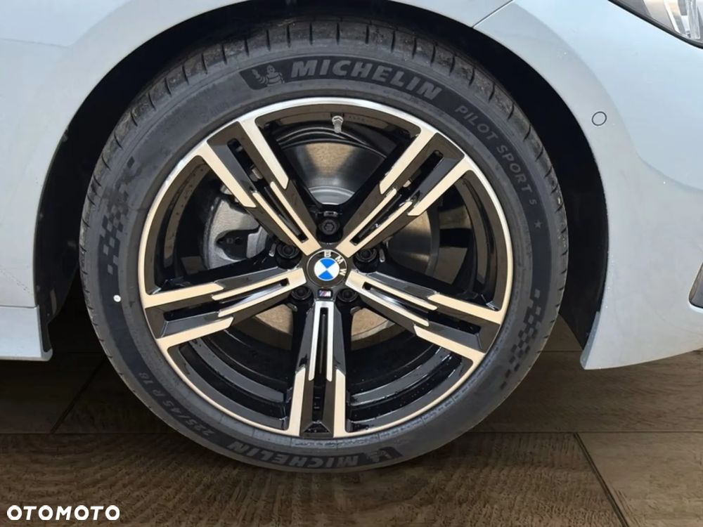 BMW Seria 3 320d xDrive mHEV M Sport - 9