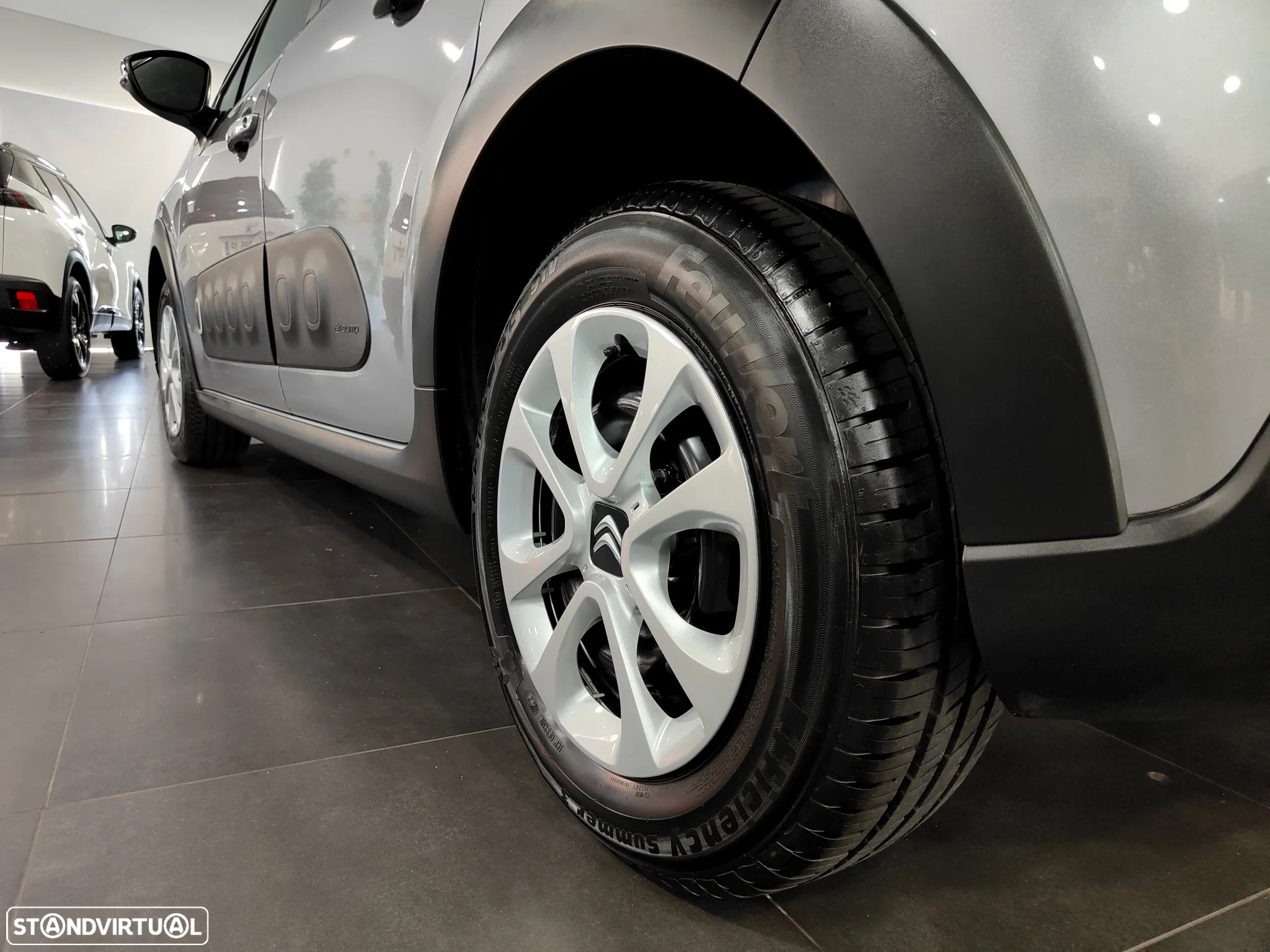 Citroën C3 1.2 PureTech Feel EAT6 - 22
