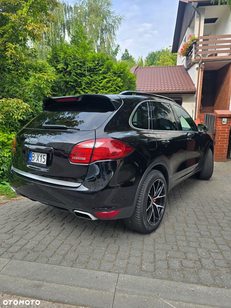 Porsche Cayenne Tiptronic S - 12