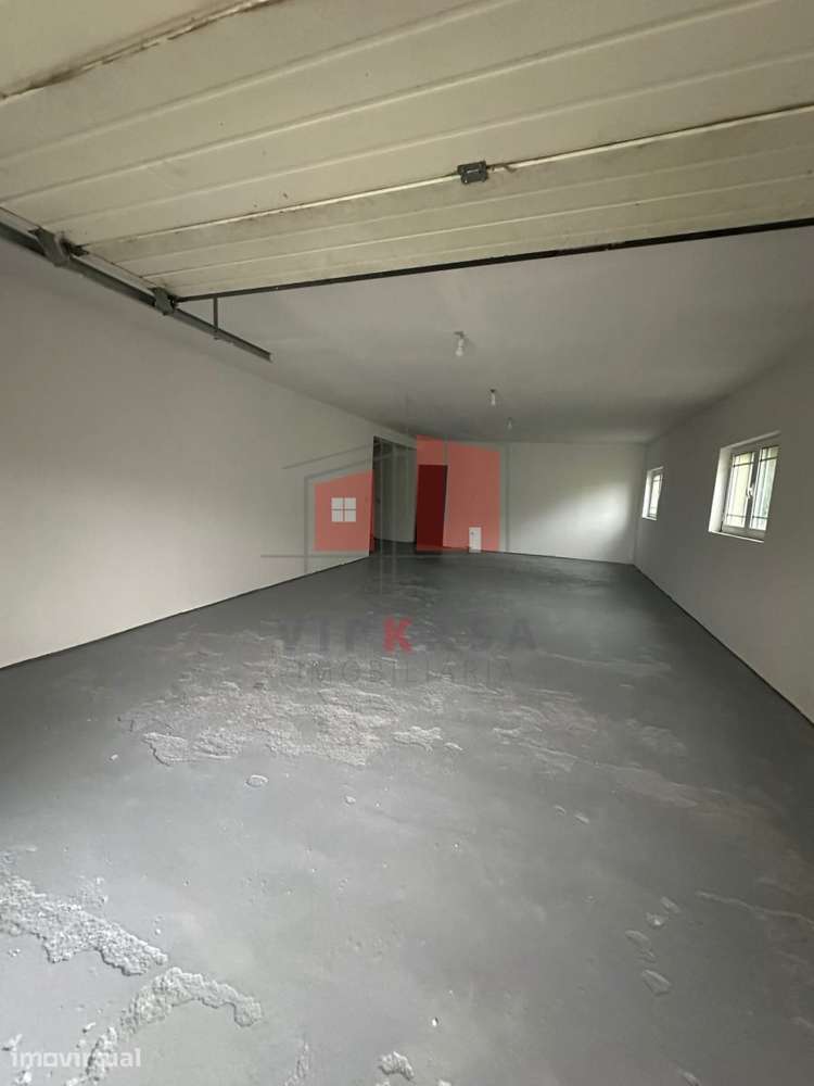 Moradia V3 com 1070 m2 de Terreno - Grande imagem: 2/9
