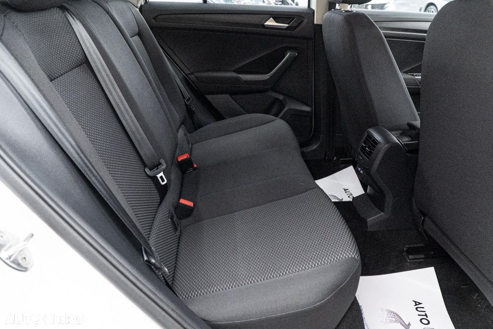 Volkswagen T-ROC 1.6 TDI Design - 8