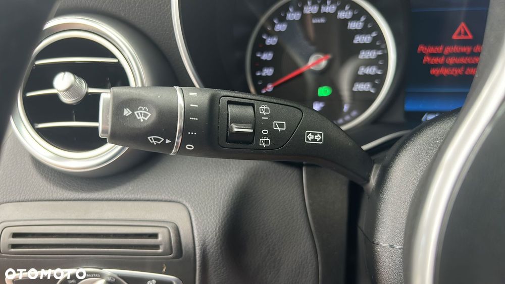 Mercedes-Benz GLC 300 de 4-Matic Business Edition - 26