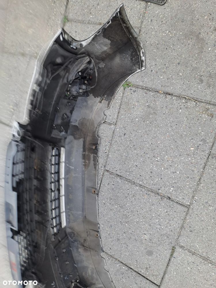 Audi A4 B7 zderzak przedni kompletny kod lakieru LY7W - 10