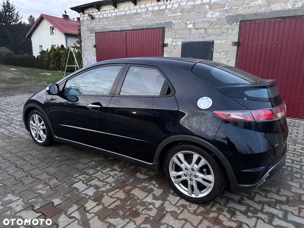 Honda Civic 1.8i-VTEC Sport - 12