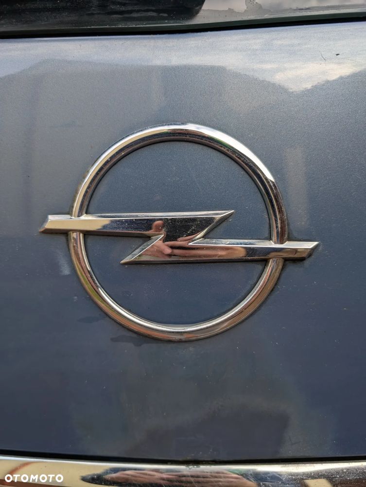 Opel Zafira 1.6 - 10