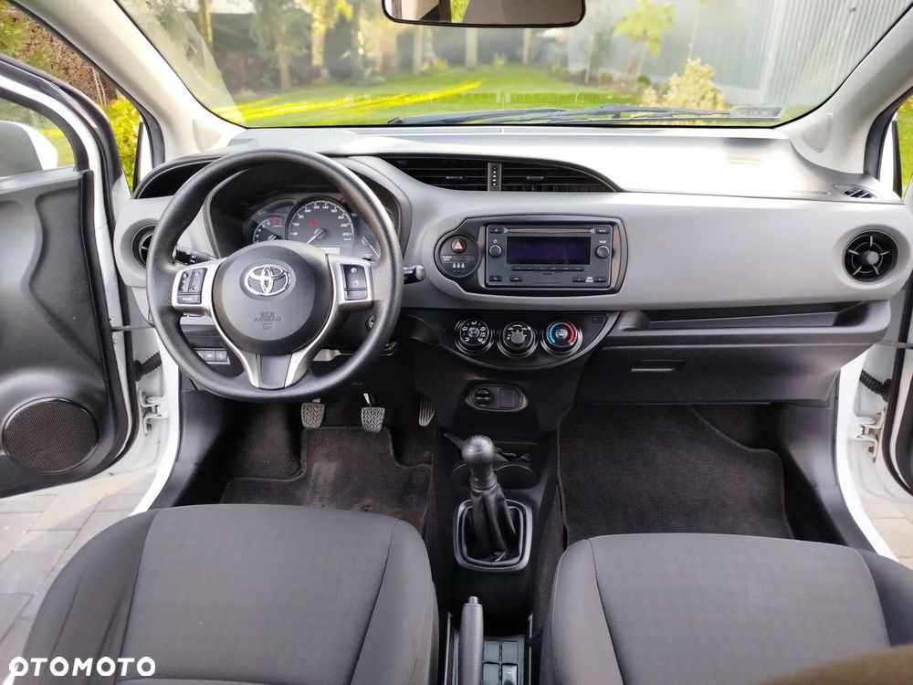 Toyota Yaris 1.0 Active - 13