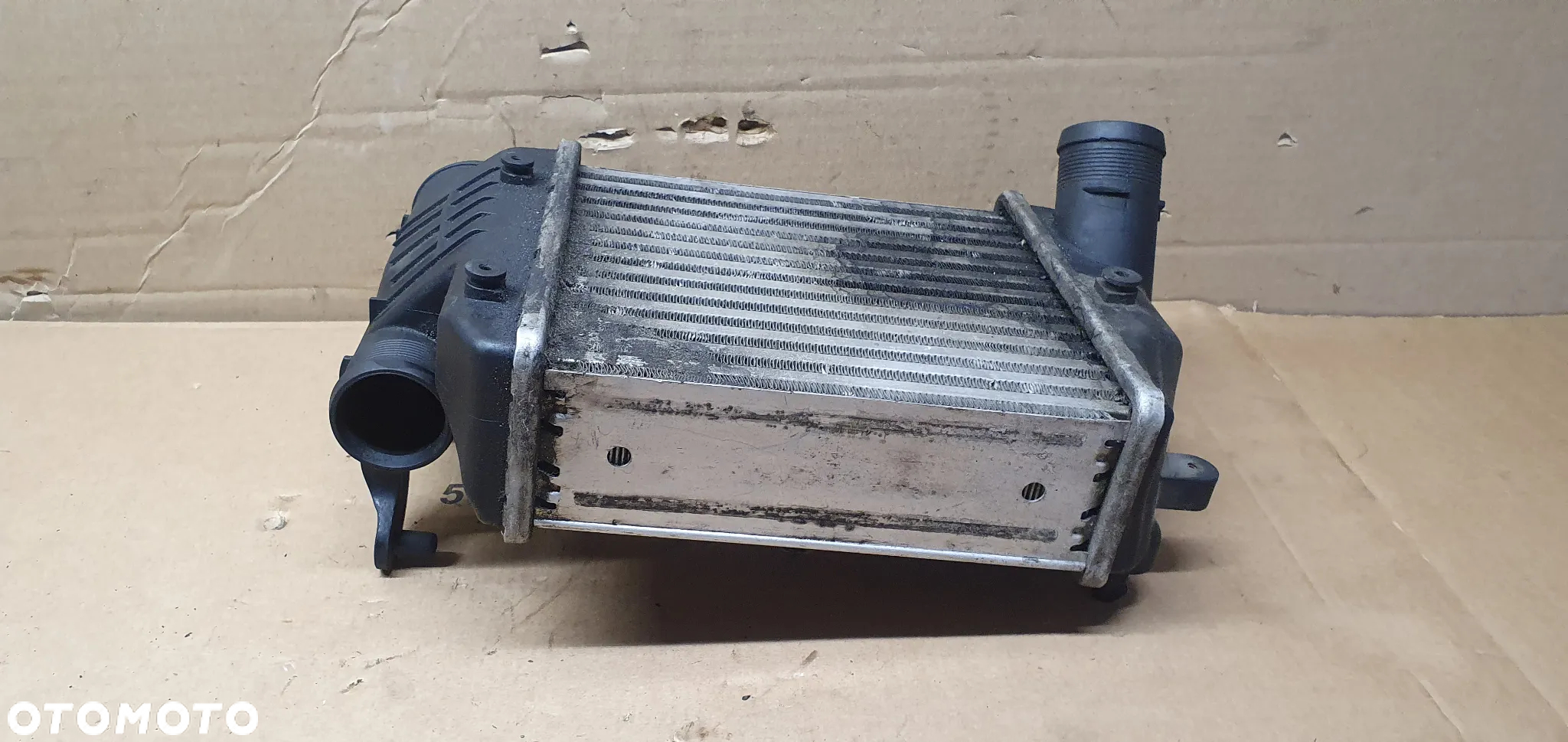 Intercooler chłodnica intercoolera Audi A6 C6 3.0 TDI 4F0145806AA - 3