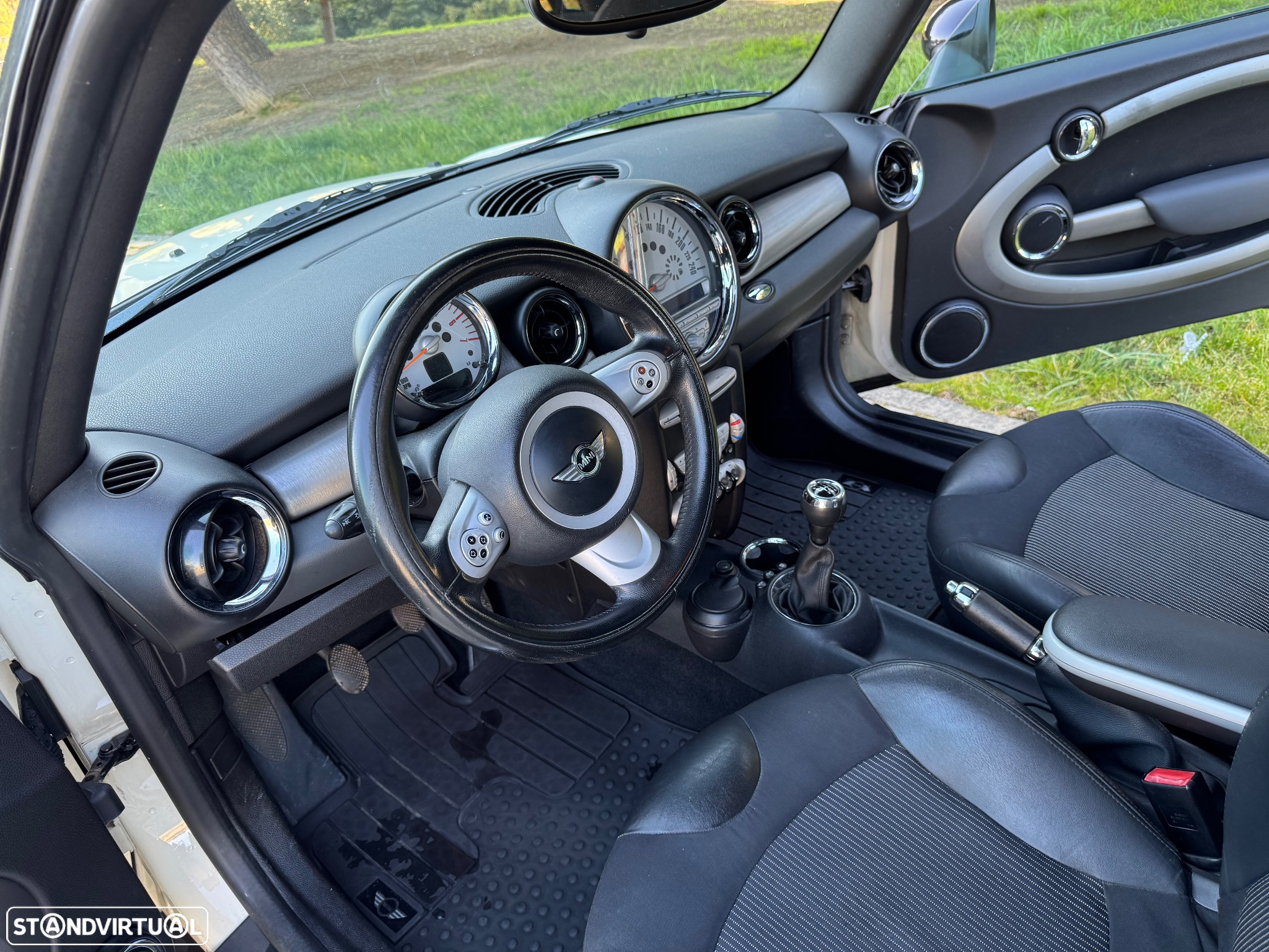 MINI Clubman Cooper D - 13