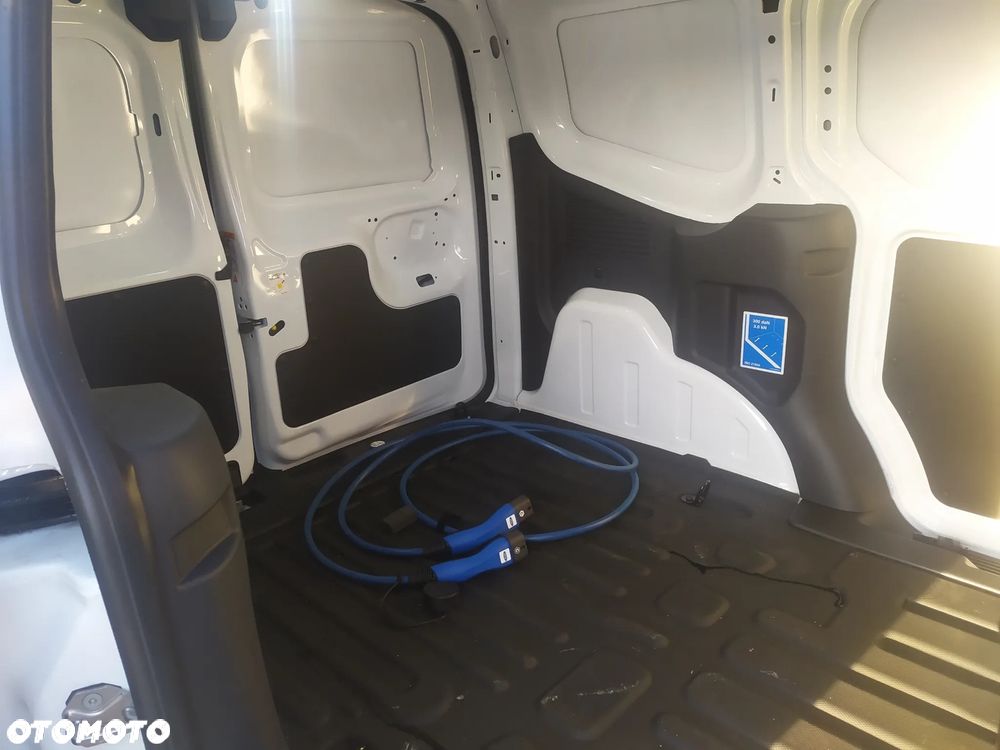 Ford TRANSIT COURIER VAN - 12
