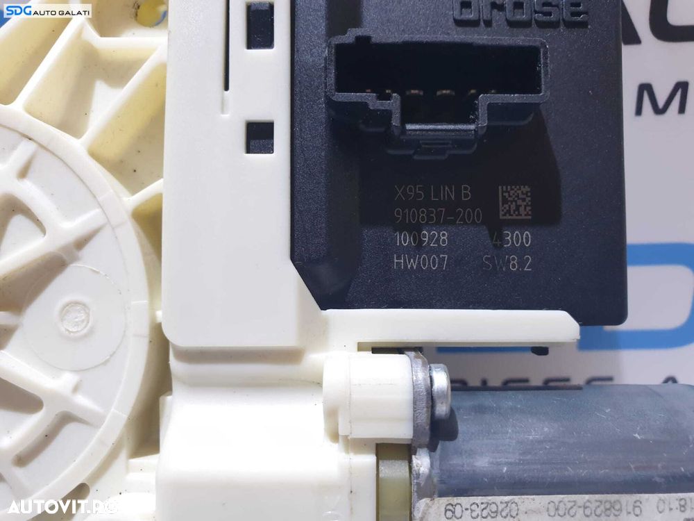 Motoras Geam Macara Electrica Usa Portiera Dreapta Spate Renault Megane 3 2008 - 2015 Cod 827306548R 0130822331 [L8792] - 2