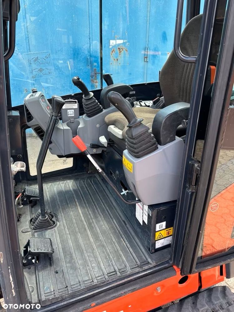 Kubota KX 019-4 – Minikoparka 1.9t - 9