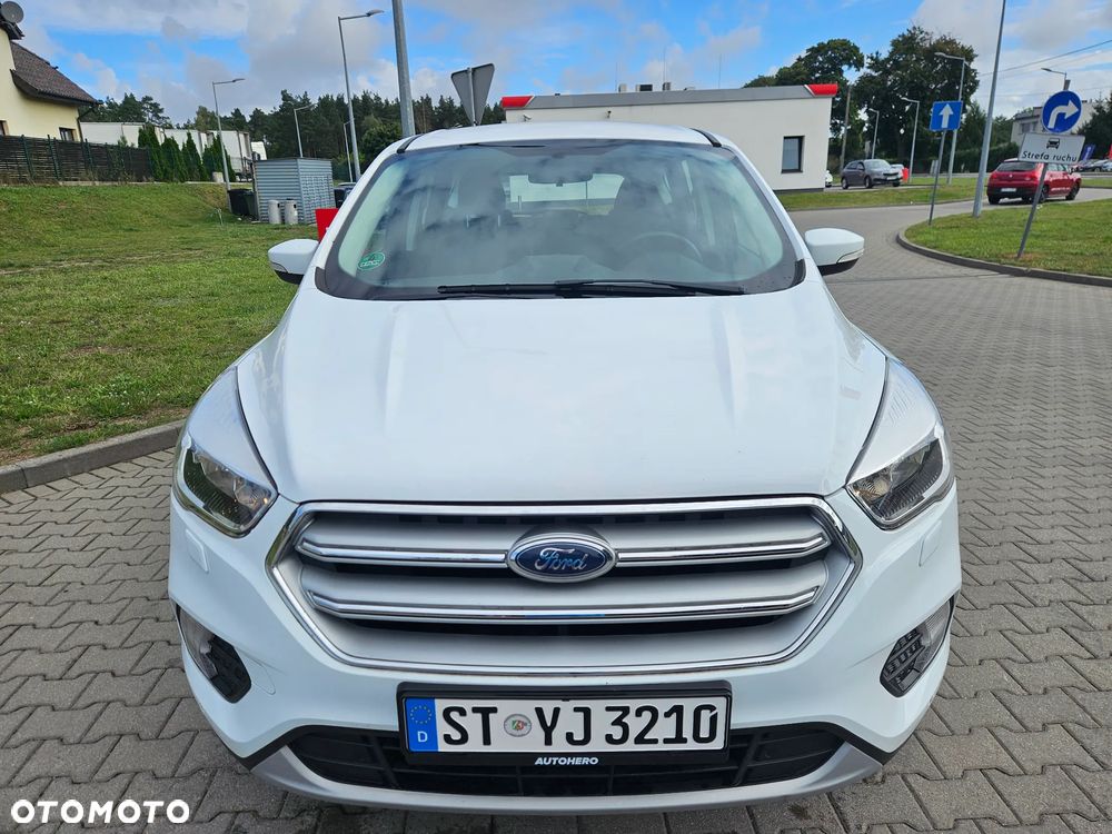 Ford Kuga 1.5 EcoBoost 2x4 Business Edition - 8