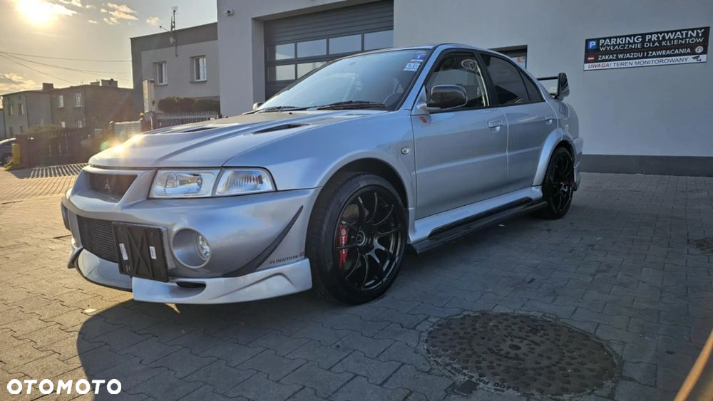 Mitsubishi Lancer Evolution IX - 3
