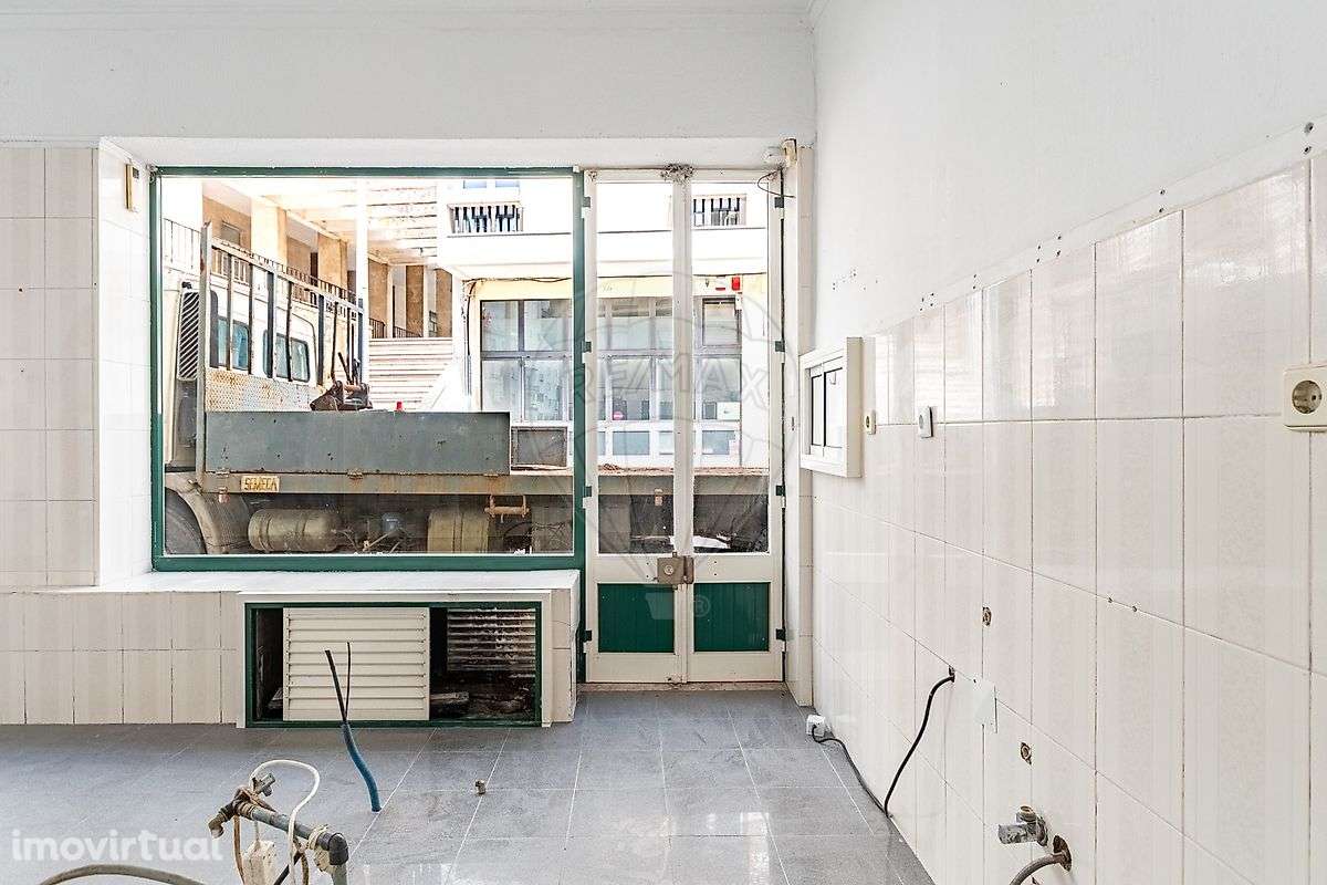 Loja  para arrendamento - Grande imagem: 5/26